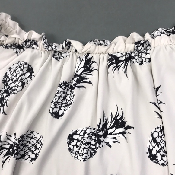 Pineapple Print Off Shoulder Blouse - Picture 4 of 12